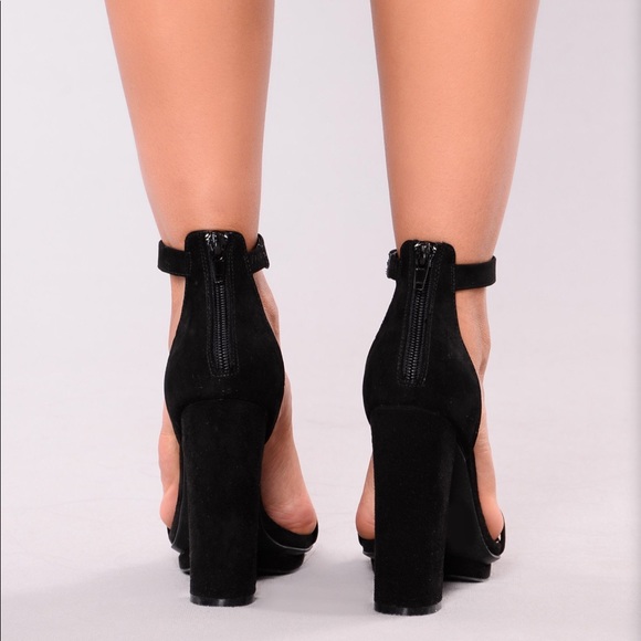 Fashion Nova Simply Chic Heel - Black 🖤 - Picture 8 of 8